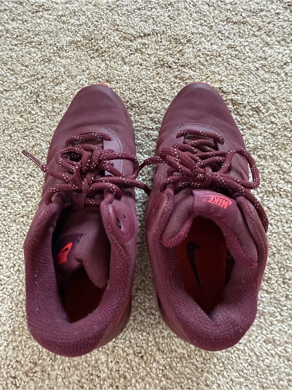 Nike Women’s Air Max Invigor Mid Burgundy Sneakers with Pink Swoosh Size 7.5